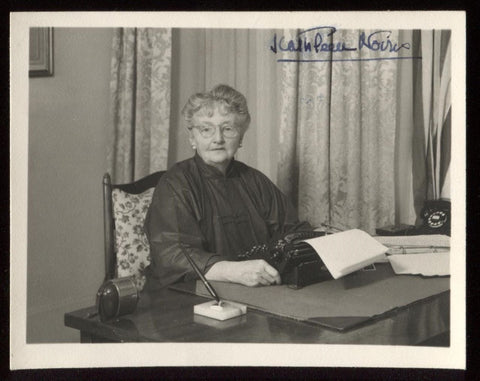 Kathleen Norris (d. 1966) Signed  Photograph  Autographed Signature Novelist