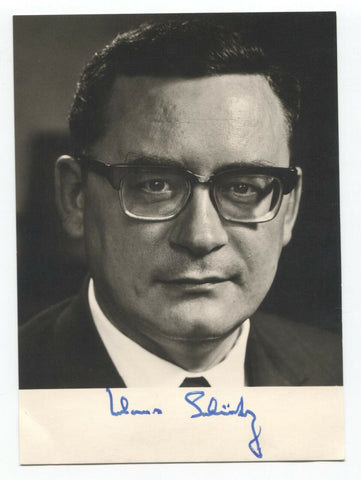 Klaus Schutz Signed Photo Autographed Signature Mayor of West Berlin