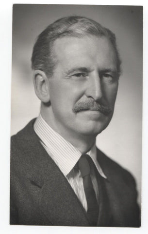 Frederick Gibberd Signed Photo Autographed Signature Architect 