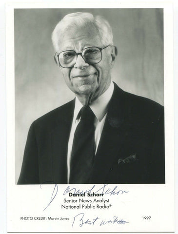 Daniel Schorr Signed Photo Vintage Autographed Signature Journalist